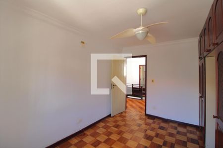 Casa à venda com 220m², 4 quartos e 2 vagasQuarto 2