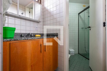 Apartamento à venda com 124m², 3 quartos e 2 vagasSuíte Americana - Banheiro