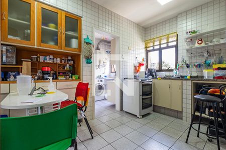 Apartamento à venda com 124m², 3 quartos e 2 vagasCozinha