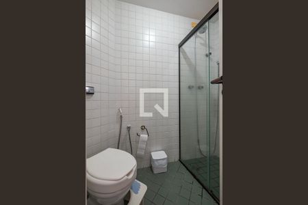 Apartamento à venda com 124m², 3 quartos e 2 vagasSuíte Americana - Banheiro