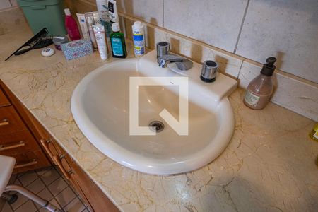 Apartamento à venda com 124m², 3 quartos e 2 vagasSuíte - Banheiro