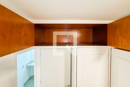 Apartamento para alugar com 72m², 2 quartos e sem vagaQuarto 2 - Armários