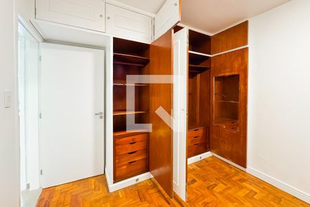 Apartamento para alugar com 72m², 2 quartos e sem vagaQuarto 2 - Armários