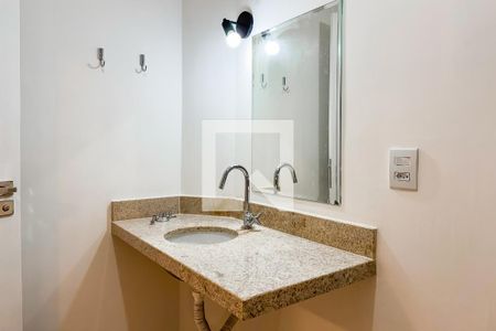 Apartamento para alugar com 72m², 2 quartos e sem vagaBanheiro Corredor