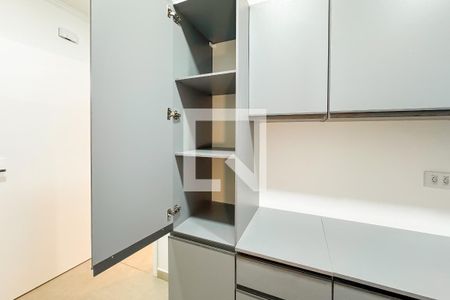 Apartamento para alugar com 72m², 2 quartos e sem vagaCozinha - Armários