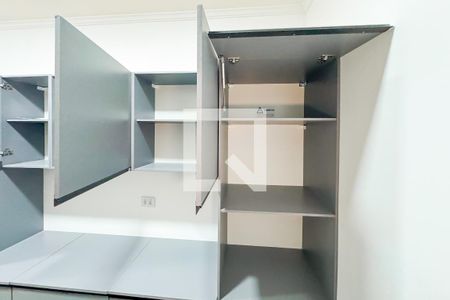 Apartamento para alugar com 72m², 2 quartos e sem vagaCozinha - Armários