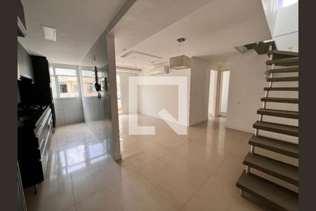 Sala de apartamento para alugar com 3 quartos, 143m² em Taquara, Rio de Janeiro