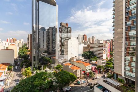 Vista de apartamento à venda com 2 quartos, 46m² em Pinheiros, São Paulo