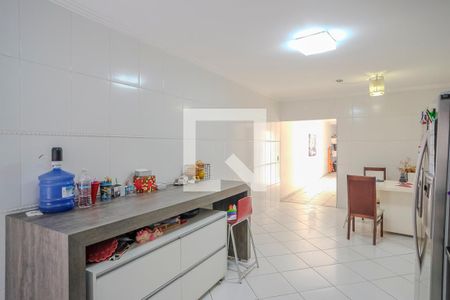 Casa à venda com 219m², 3 quartos e 3 vagasCozinha