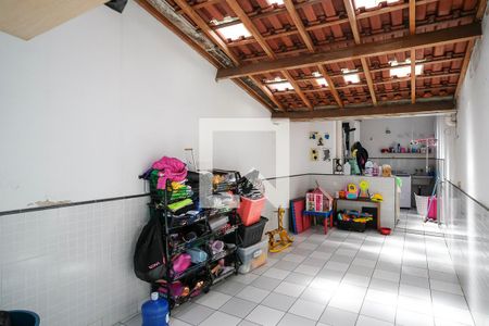 Casa à venda com 219m², 3 quartos e 3 vagasQuintal