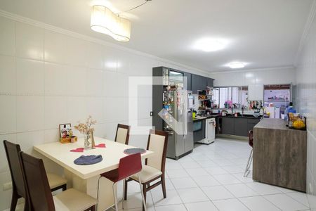 Casa à venda com 219m², 3 quartos e 3 vagasCozinha