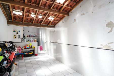Casa à venda com 219m², 3 quartos e 3 vagasQuintal