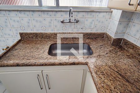 Apartamento à venda com 98m², 2 quartos e 2 vagascozinha