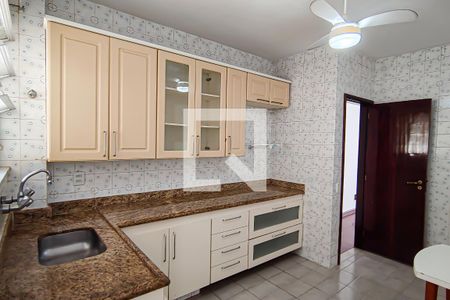 Apartamento à venda com 98m², 2 quartos e 2 vagascozinha