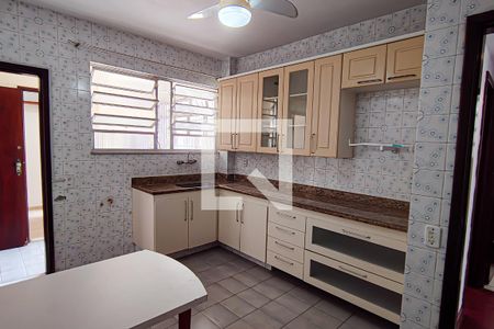 Apartamento à venda com 98m², 2 quartos e 2 vagascozinha