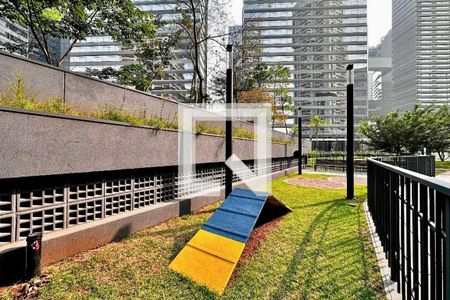 Apartamento à venda com 162m², 3 quartos e 3 vagas Apartamento à venda com 162m², 3 quartos e 3 vagasEspaço Pet