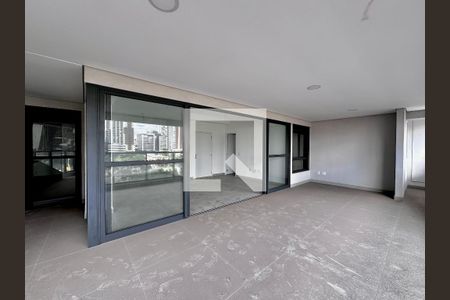 Apartamento à venda com 162m², 3 quartos e 3 vagas Apartamento à venda com 162m², 3 quartos e 3 vagasVaranda