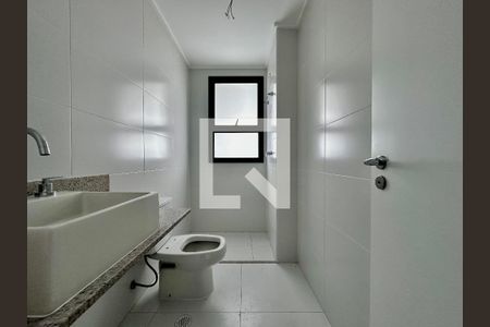 Apartamento à venda com 162m², 3 quartos e 3 vagas Apartamento à venda com 162m², 3 quartos e 3 vagasBanheiro Suíte 1