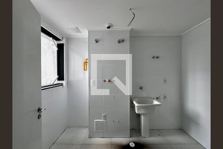 Apartamento à venda com 162m², 3 quartos e 3 vagas Apartamento à venda com 162m², 3 quartos e 3 vagasÁrea de Serviço