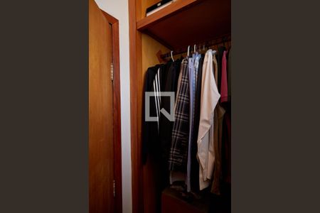 Apartamento à venda com 140m², 4 quartos e 1 vagaCloset da suíte