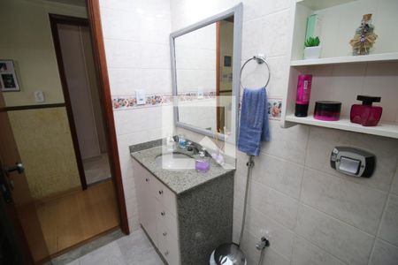 Apartamento à venda com 132m², 3 quartos e 1 vagaBanheiro da suíte