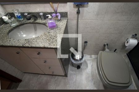 Apartamento à venda com 132m², 3 quartos e 1 vagaBanheiro da suíte