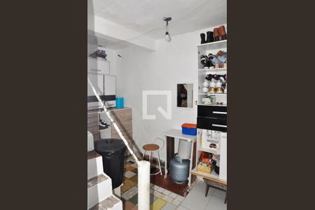 Casa à venda com 100m², 2 quartos e 1 vagaÁrea de Serviço