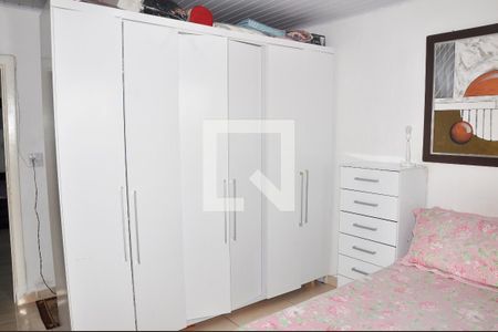 Casa à venda com 100m², 2 quartos e 1 vagaQuarto 01