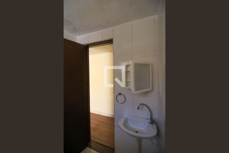 Banheiro de casa para alugar com 1 quarto, 45m² em Parque São Lucas, São Paulo