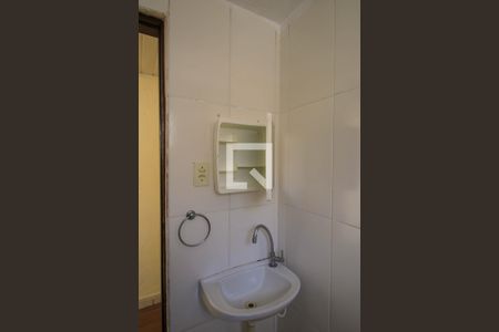 Banheiro de casa para alugar com 1 quarto, 45m² em Parque São Lucas, São Paulo