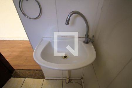 Banheiro de casa para alugar com 1 quarto, 45m² em Parque São Lucas, São Paulo