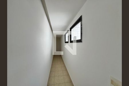 Corredor de apartamento para alugar com 3 quartos, 208m² em Recreio dos Bandeirantes, Rio de Janeiro
