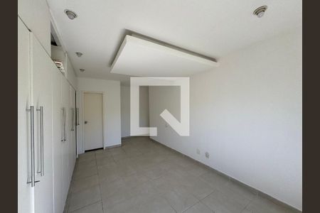Apartamento para alugar com 208m², 3 quartos e 2 vagasSuíte