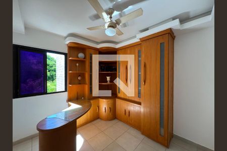 Apartamento para alugar com 208m², 3 quartos e 2 vagasQuarto 2