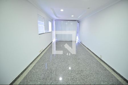 Casa para alugar com 750m², 8 quartos e 5 vagasQuarto 7