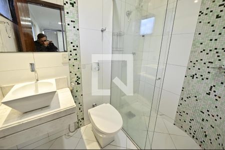 Casa para alugar com 750m², 8 quartos e 5 vagasBanheiro 3