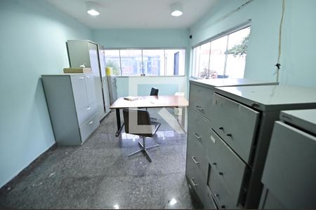 Casa para alugar com 750m², 8 quartos e 5 vagasQuarto 2