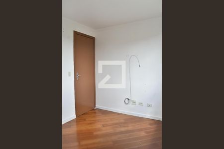 Quarto 2 de apartamento para alugar com 2 quartos, 40m² em Barreirinha, Curitiba