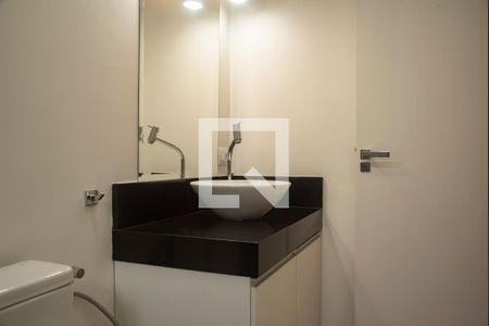 Casa à venda com 160m², 3 quartos e 2 vagasBanheiro da Suíte 2