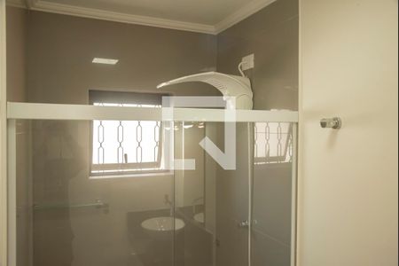 Casa à venda com 160m², 3 quartos e 2 vagasBanheiro da Suíte 2
