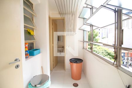 Apartamento à venda com 103m², 3 quartos e 1 vaga Apartamento à venda com 103m², 3 quartos e 1 vagaÁrea de Serviço