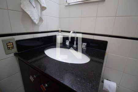 Apartamento à venda com 103m², 3 quartos e 1 vaga Apartamento à venda com 103m², 3 quartos e 1 vagaBanheiro