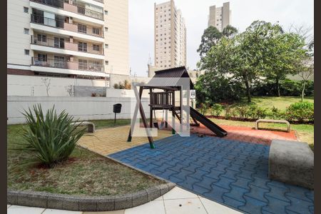 Apartamento para alugar com 47m², 2 quartos e 1 vaga Apartamento para alugar com 47m², 2 quartos e 1 vagaÁrea comum - Playground