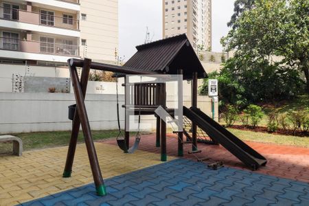 Apartamento para alugar com 47m², 2 quartos e 1 vaga Apartamento para alugar com 47m², 2 quartos e 1 vagaÁrea comum - Playground