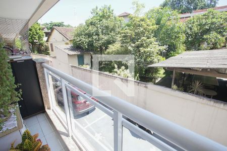 Casa de condomínio à venda com 117m², 3 quartos e 1 vaga Casa de condomínio à venda com 117m², 3 quartos e 1 vagaVaranda da Suíte 1