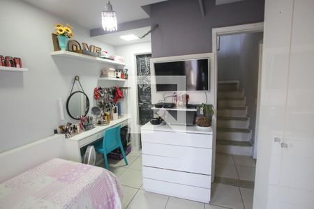 Casa de condomínio à venda com 117m², 3 quartos e 1 vaga Casa de condomínio à venda com 117m², 3 quartos e 1 vagaQuarto Suíte 2