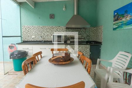 Casa à venda com 230m², 3 quartos e 3 vagasChurrasqueira