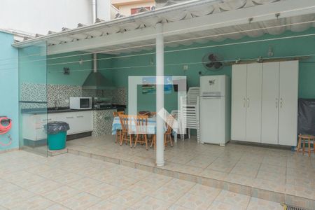 Casa à venda com 230m², 3 quartos e 3 vagasQuintal