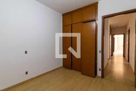Apartamento à venda com 150m², 3 quartos e 1 vagaQuarto 2