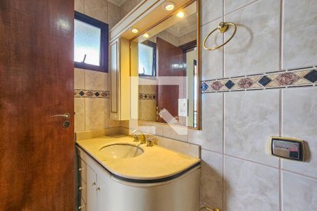 Apartamento para alugar com 300m², 5 quartos e 3 vagasBanheiro da Suíte 3